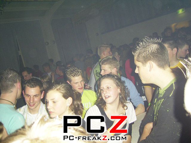 pc-freakzcom_ps082.144.jpg