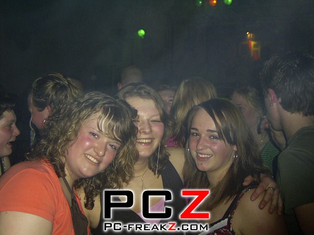 pc-freakzcom_ps082.127.jpg