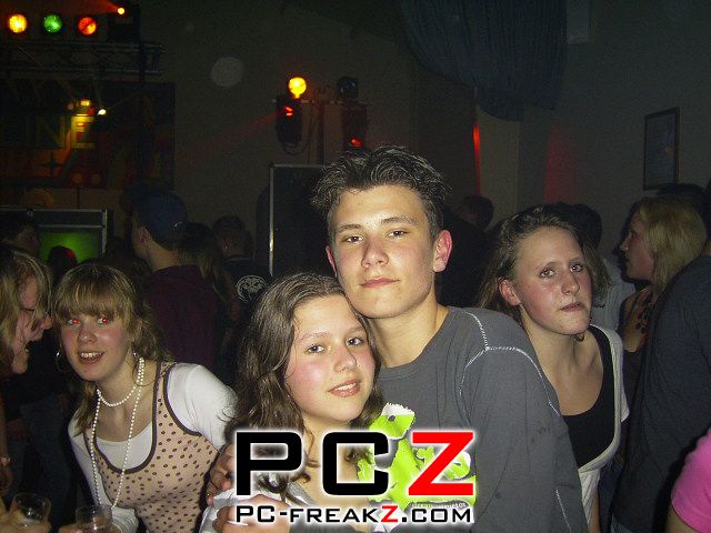 pc-freakzcom_ps082.121.jpg