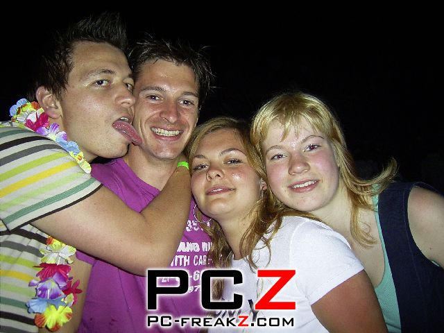 pc-freakzcom_ps084.095.jpg