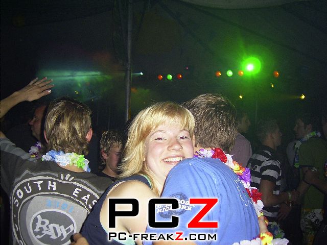 pc-freakzcom_ps084.074.jpg