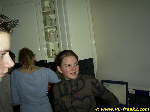 pc-freakzcom_ps010.176.jpg