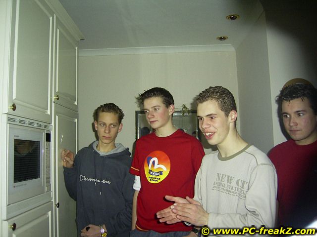 pc-freakzcom_ps010.117.jpg