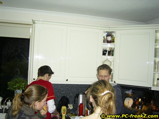 pc-freakzcom_ps010.223.jpg