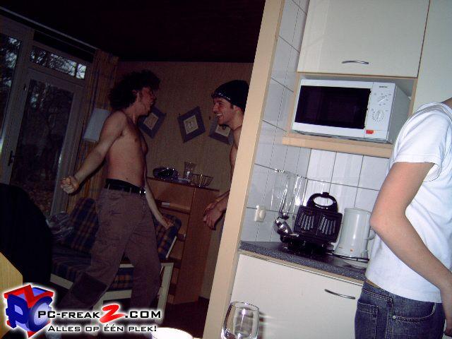 pc-freakzcom_ps062.055.jpg