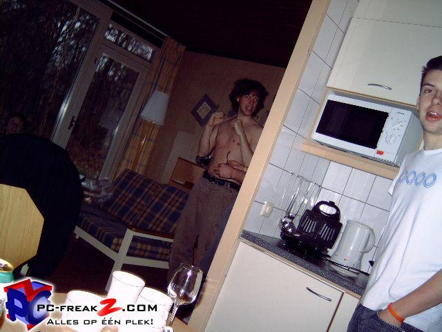 pc-freakzcom_ps062.053.jpg