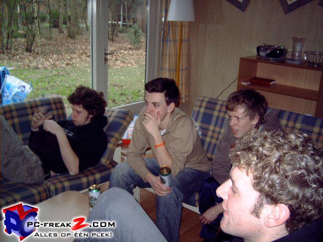 pc-freakzcom_ps062.046.jpg